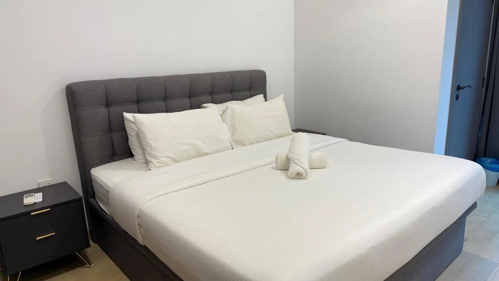 Apartment Night Home At Eaton Residences Klcc Kuala Lumpur
