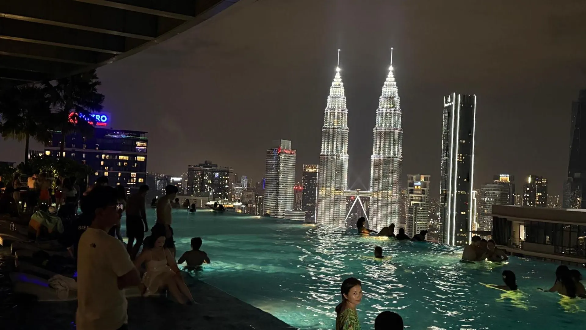 Apartment Night Home At Eaton Residences Klcc Kuala Lumpur