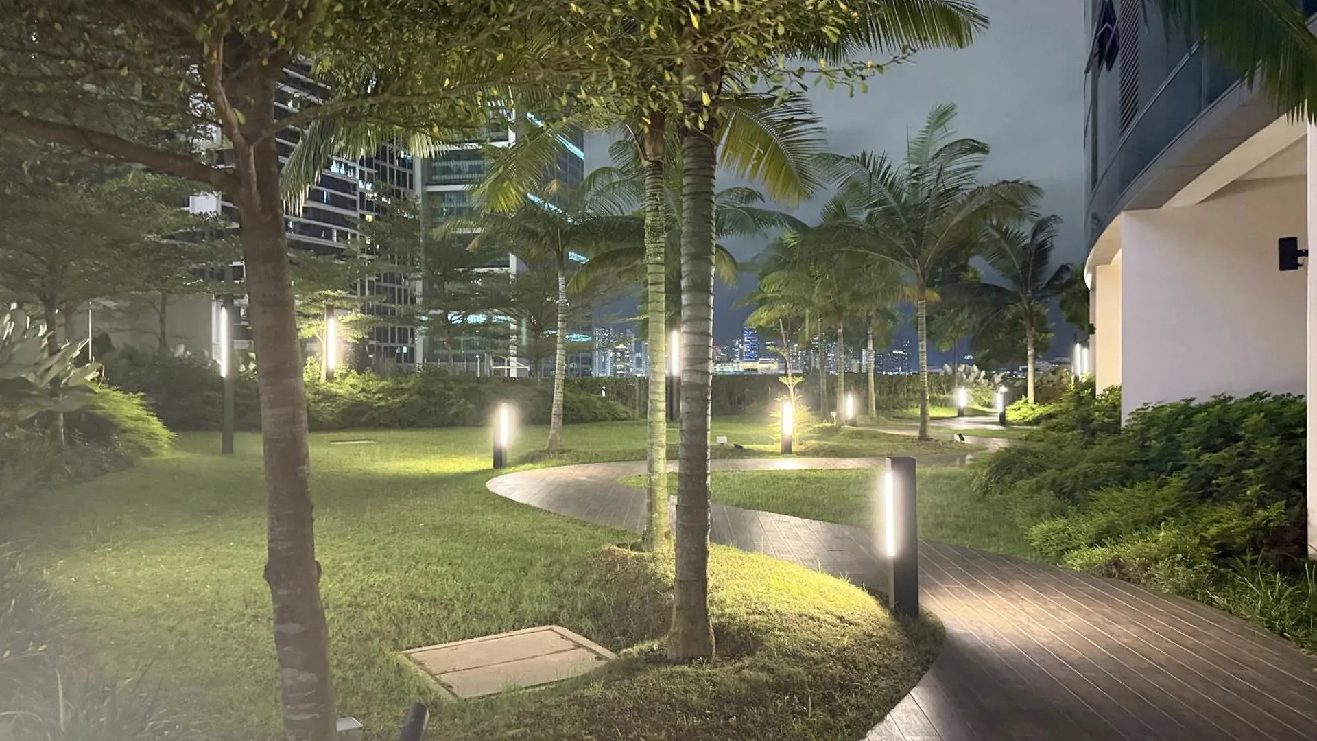 Apartment Night Home At Eaton Residences Klcc Kuala Lumpur