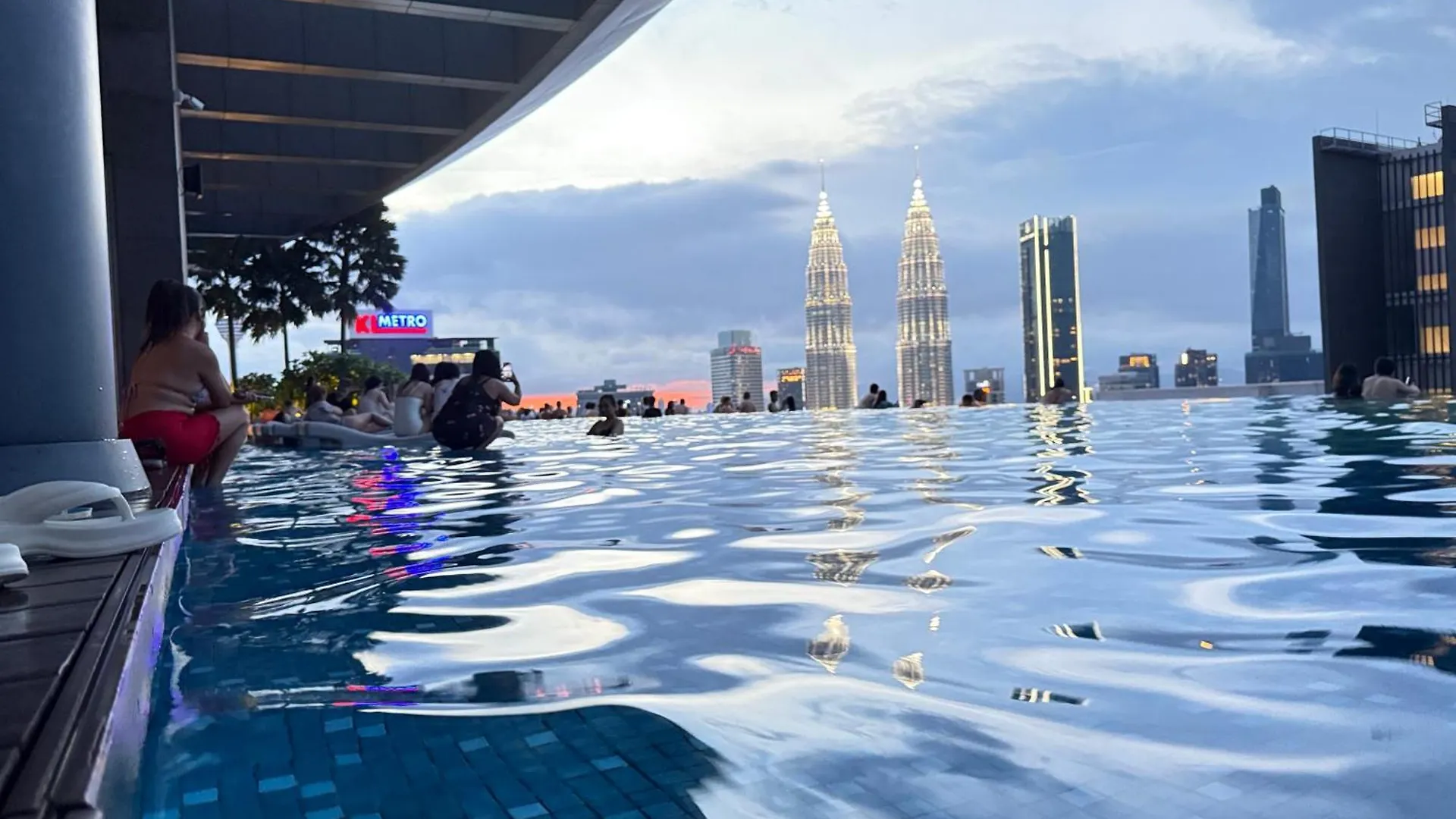 Night Home At Eaton Residences Klcc Kuala Lumpur 0*,  Malaysia